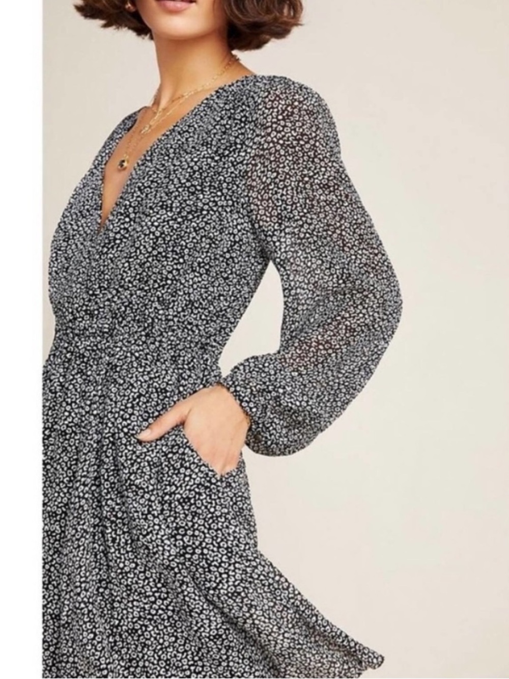 Anthropologie gauzy v neck dress